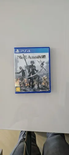 VENDO NIER AUTOMATA PS4