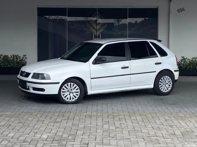 Volkswagen Gol Geração III 1.6 MI 8V Gasolina Mec. 4P 2000
