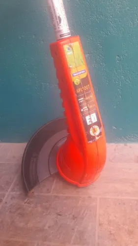 Aparador de grama Tramontina 1500w
