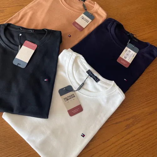 Camiseta Básica Premium Masculina | Algodão Egípcio e Logo Bordado