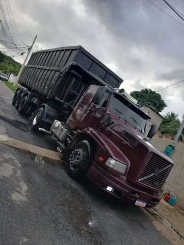 Volvo nl10 340 vendo engatado