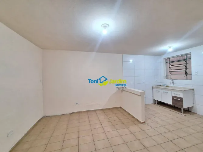 Casa com 1 dormitório para alugar, 30 m² por R$ 520,00/mês - Jardim Utinga - Santo André/S