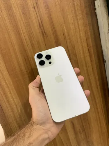 16 PRO MAX 256GB BRANCO VENDO OU TROCO !
