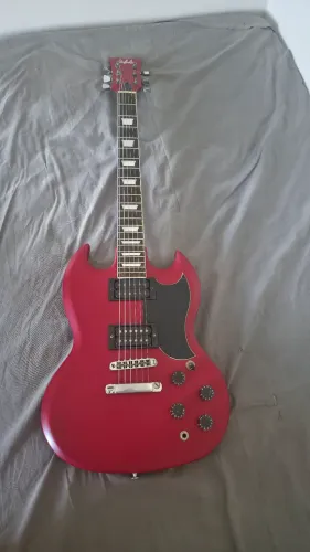 Vendo Guitarra SG Vermelha Fosca com Malagoli