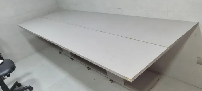 Mesa Dobrável com rodízios