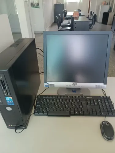 Vendo computador 800 reais