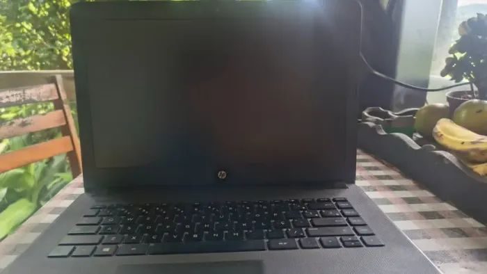 ? Notebook HP i3 6a Geração + SSD 256GB ? R$ 500