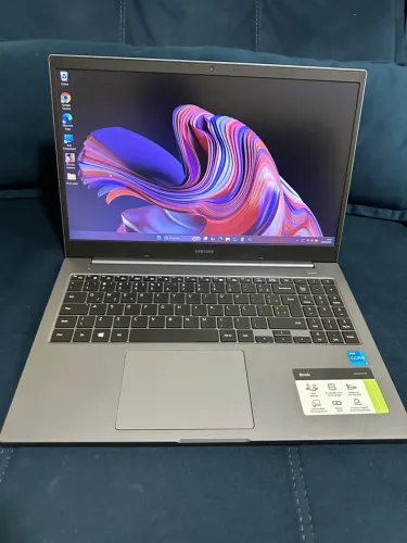 Notebook Samsung 12Ram i3 11 geração