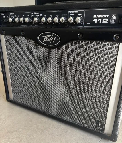 Amplificador de guitarra Peavey Bandit 112