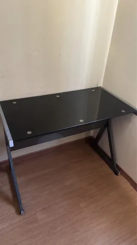 Mesa escrivaninha preta vidro