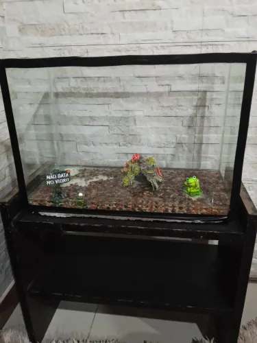  vendo aquário 