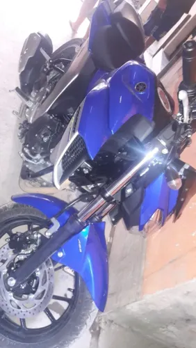Vendo moto Yamaha fazer 250
