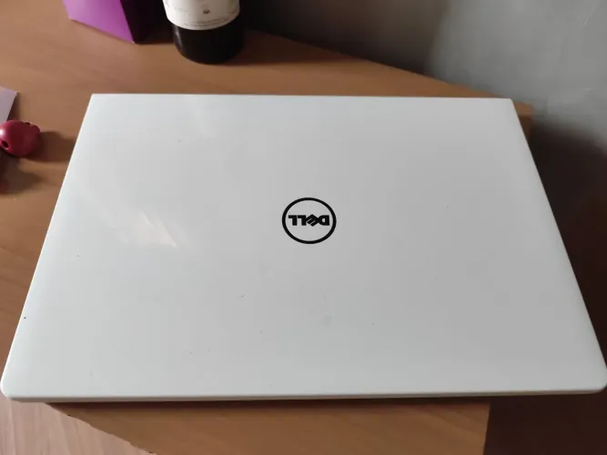 Computador portátil (sem bateria )marca Dell i7 placa wi-fi 5ghz 