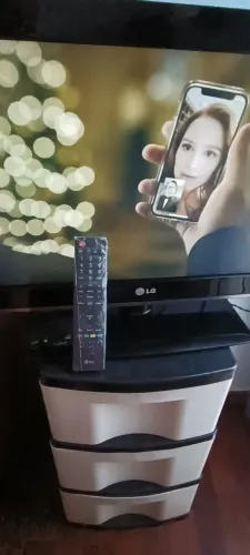 TV LG 32" Funcionando Perfeitamente - Conservada