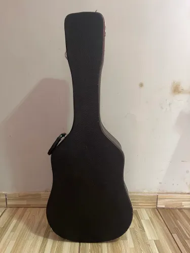 VENDO CASE DE MADEIRA PARA VIOLÃO