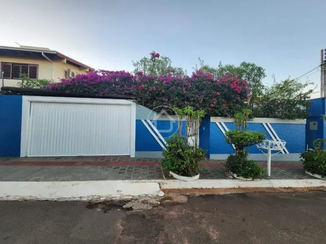 CASA COM 4 QUARTOS E PISCINA NO GIOCONDO ORSI