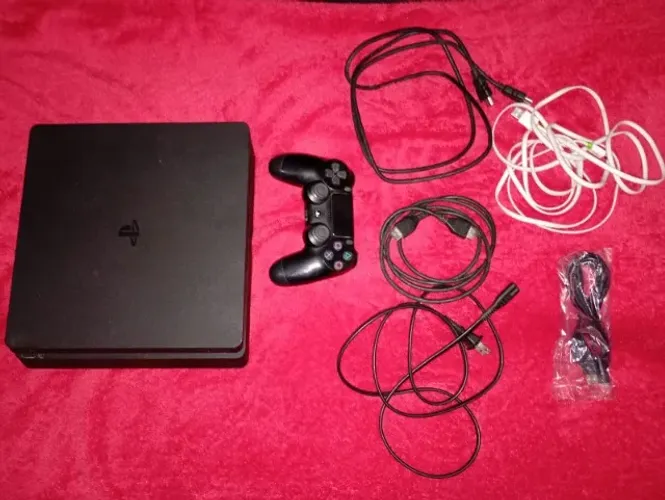 Play 4 Slim 500gb + controle original e acessorios