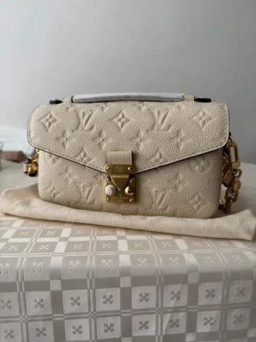 Bolsa Pochette Métis East West