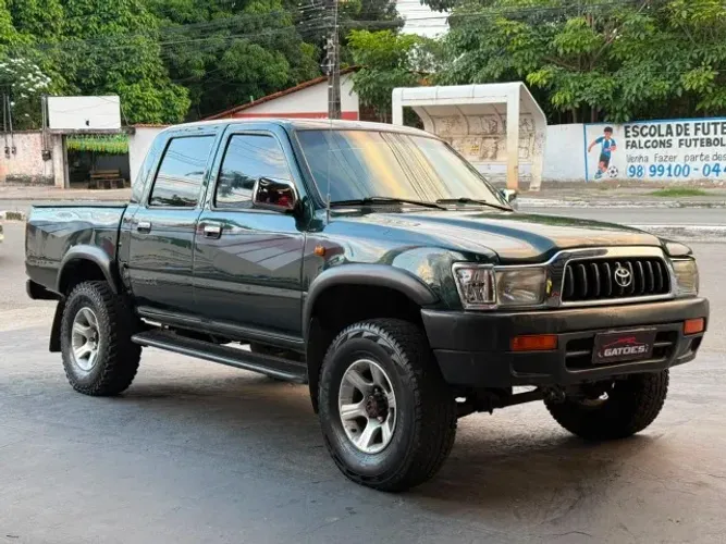 Toyota Hilux CD SR 4X4 3.0 8V 90cv Diesel 2002