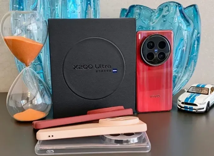 Vivo X200 Ultra (Cn) - 16/512GB - Vermelho - Ótimo Estado 