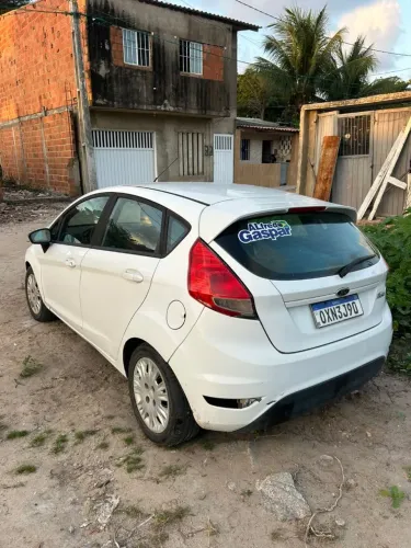 Ford Fiesta 1.5 16V Flex Mec. 5P 2014