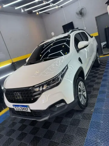 Fiat Strada Volcano 1.3 Flex 8V CD 2023