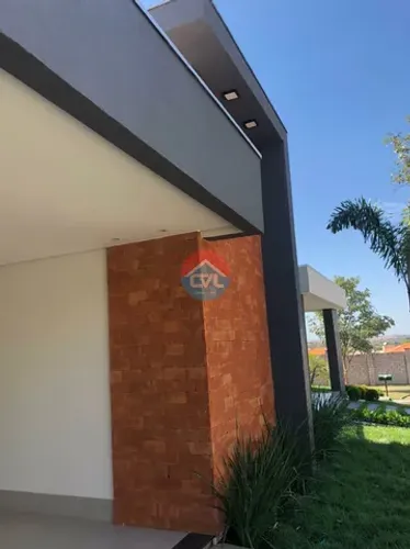 CASA NO RESIDENCIAL BELVEDERE codigo: 3675