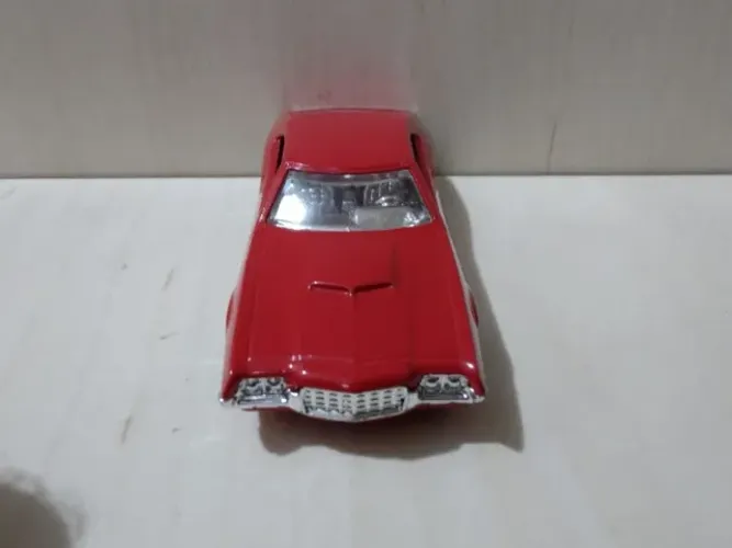 Hot Wheels Ford Grand Torino Sport 72 - coleção 2010