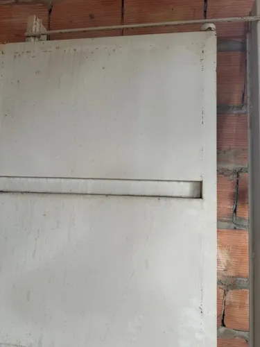 Porta pivotante 