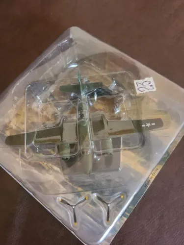 Miniatura Avião Bombardeiro WWll Douglas A-26 B Invasor USA