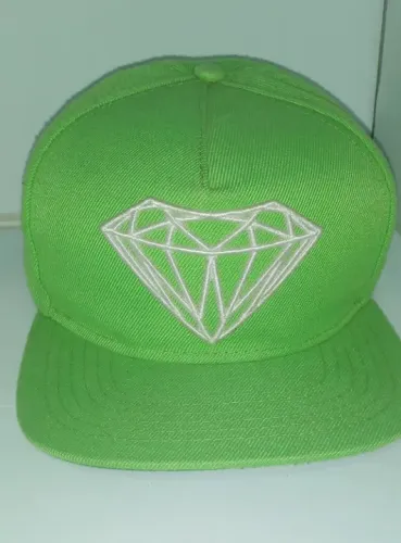 Boné verde Diamond supply co