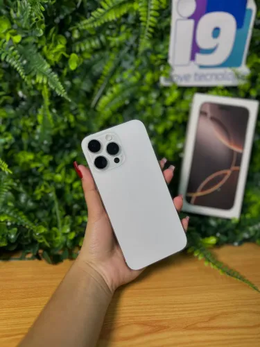 iPhone 16 pro Max Branco 256GB 97% Com caixa, Garantia Apple até 6 de março 2026