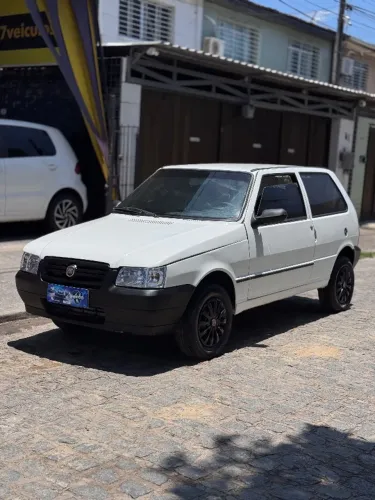 Uno Mille 2006 Básico