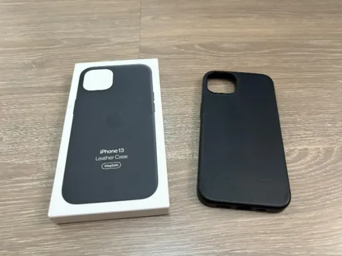 Case iPhone 13 Leather - Couro