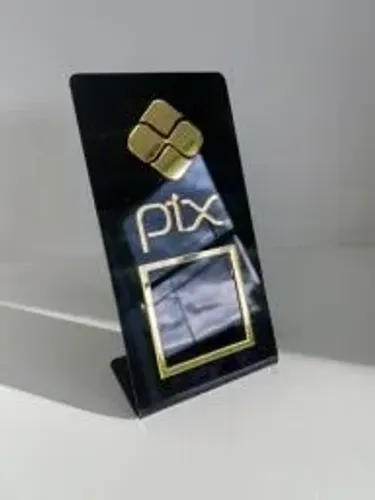 Placa Pix - Preto Com Dourado