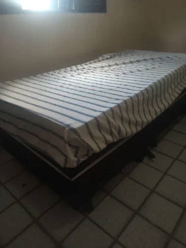Cama box + colchão D28