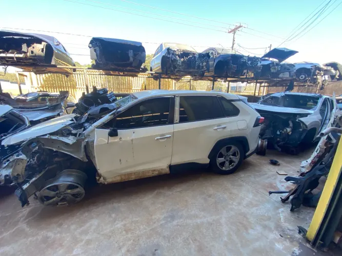 Peças de carro Toyota RAV4