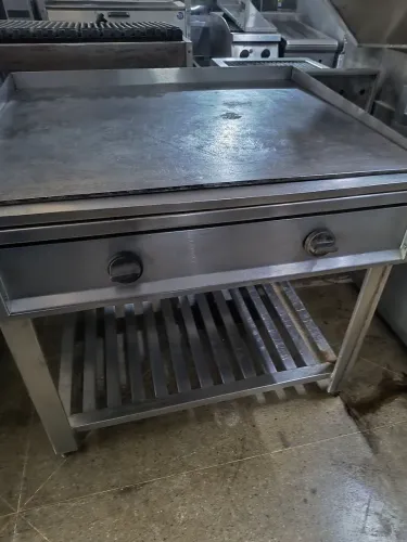Chapa Inox Gás 1.00x0.90 Gabinete + Paneleiro inox Servinox Ótimo Estado