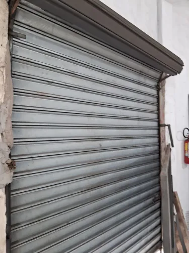 Porta de enrolar galvanizada completa