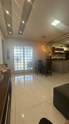 Térrea para venda possui 127 metros quadrados com 3 quartos em Portal da Alegria - Teresin