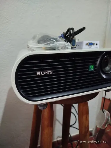 PROJETOR SONY ES5 