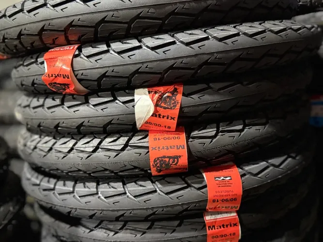 Pneu 90/90R18 Levorin Matrix Tubless
