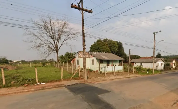 Casa à Venda em Bom Retiro do Sul