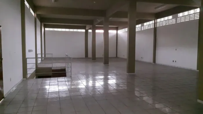 Prédio, 1950 m² - venda por RS 5.900.000,00 - Cachoeirinha - Manaus-AM