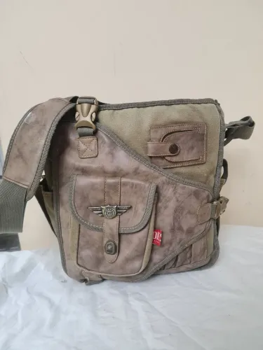Bolsa estilo carteiro verde | Diesel