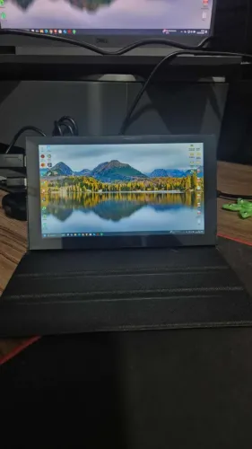 Monitor 7 Polegadas Touchscreen 1024x600 Hdmi Cor Preto