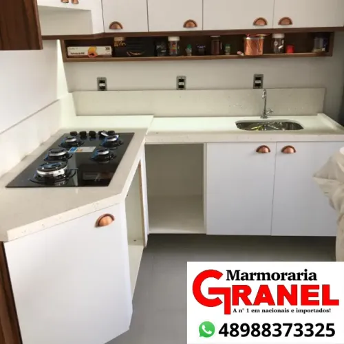 Cozinha em quartzo strellar