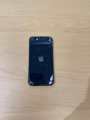 Carcaça danificada iPhone SE 2 2020 Cinza Espacial 