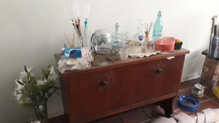 Rak Bar em madeira