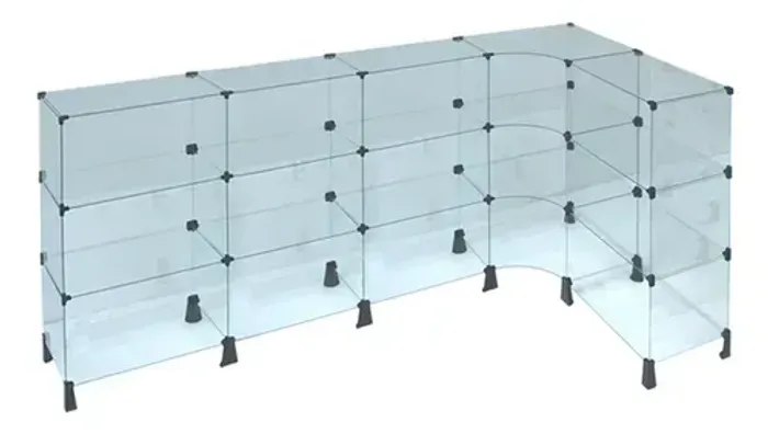 Balcão L em Vidro com divisórias e com tampa de proteção1,35 x 1,30 